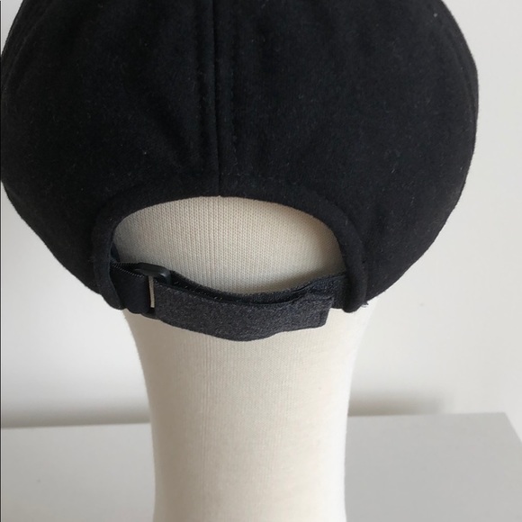 Unisex hat cap with ear warmer - Picture 5 of 8